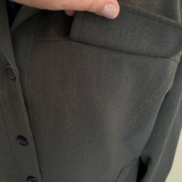 George jacket with belt has some stretch . Charcoal or dark gray colored - Picture 6 of 10